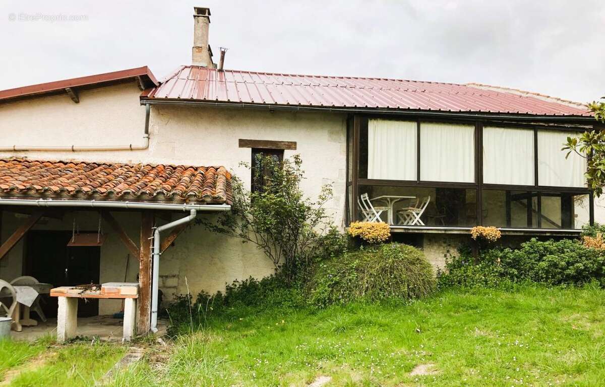 Maison à TOCANE-SAINT-APRE