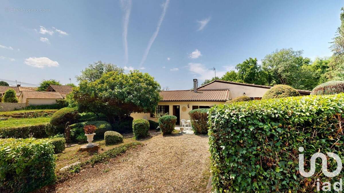 Photo 3 - Maison à LE FLEIX