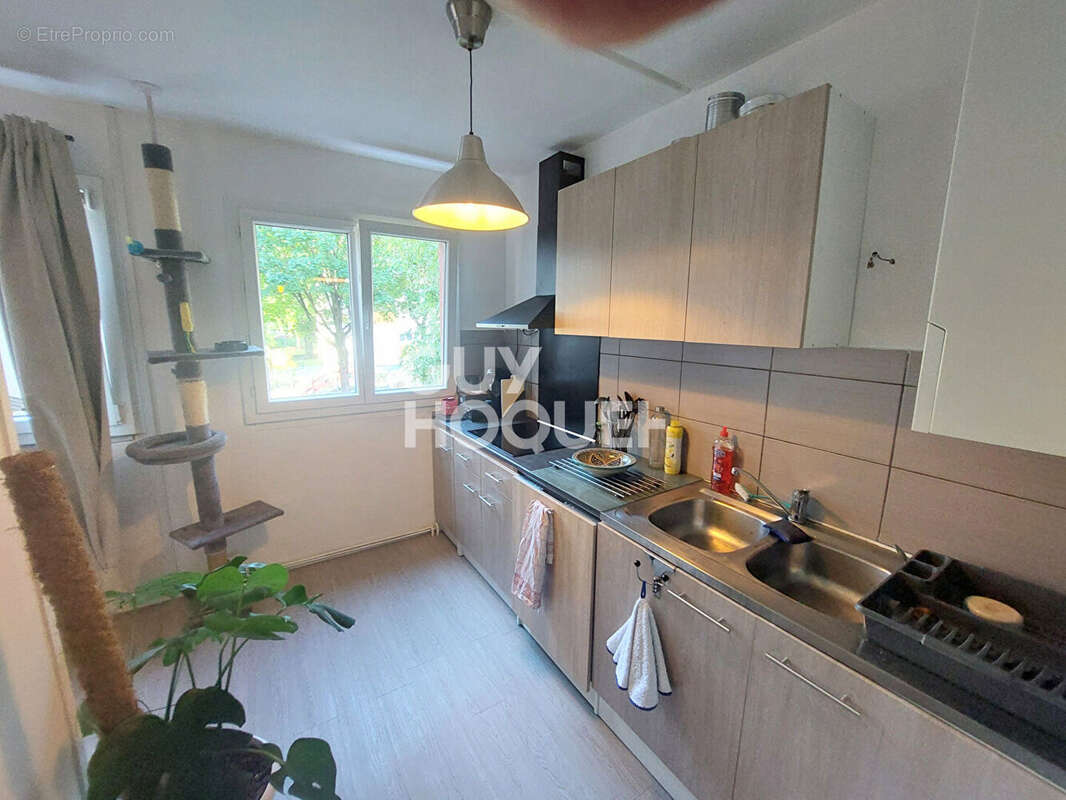 Appartement à ROSNY-SOUS-BOIS
