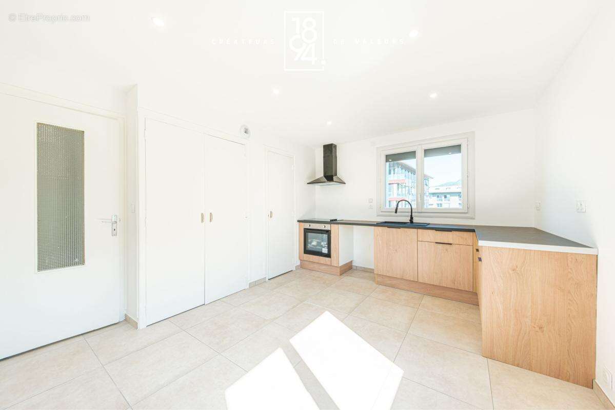 Appartement à LA RAVOIRE