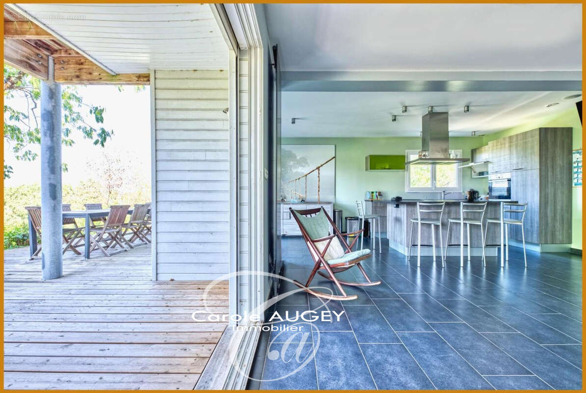 Maison à CARIGNAN-DE-BORDEAUX