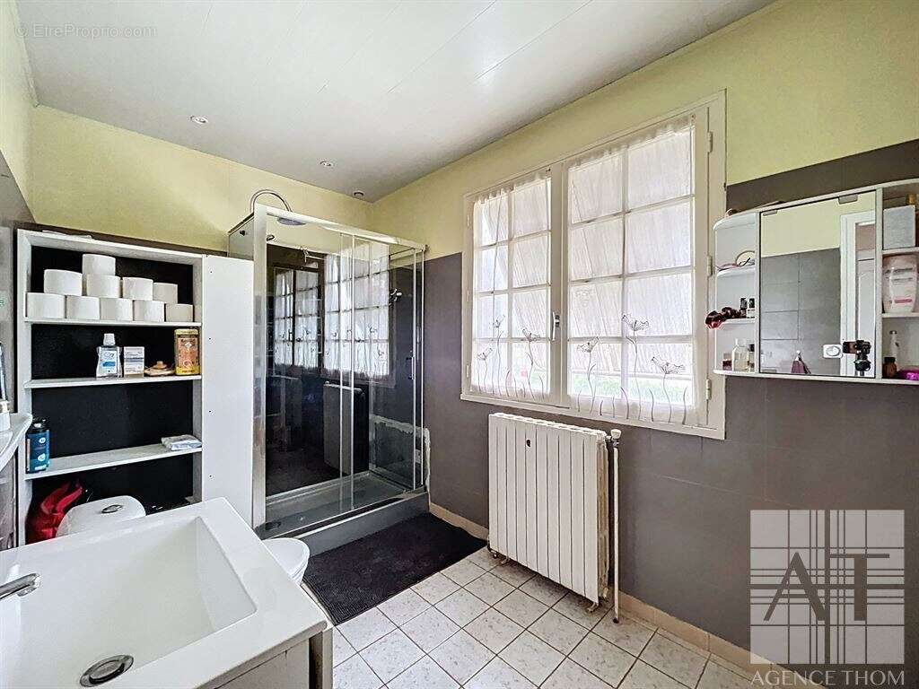 Maison à SAINT-AUBIN-DU-DESERT