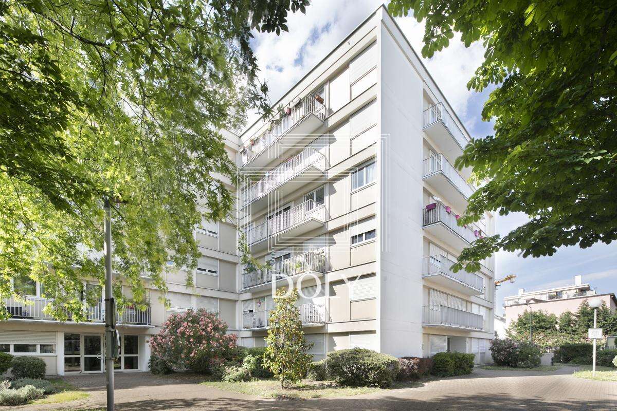Appartement à COLOMBES