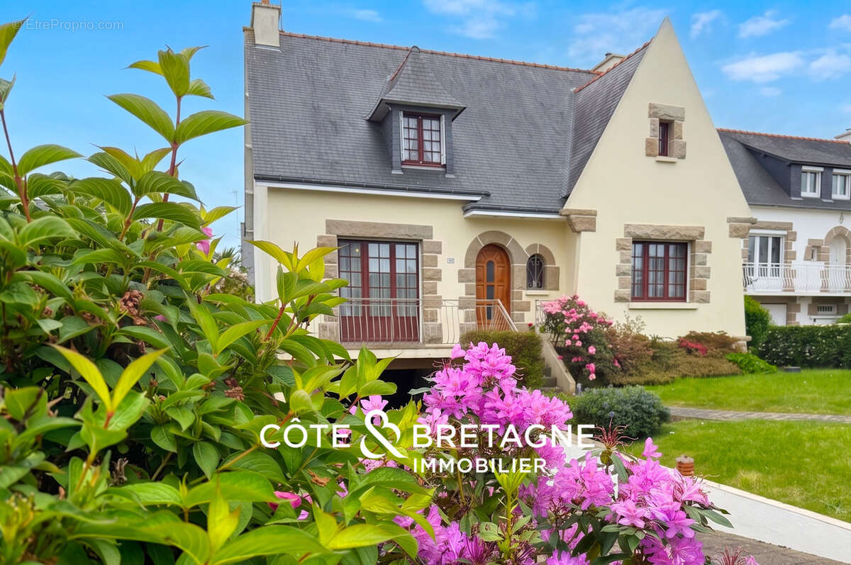 Maison à TREGUEUX