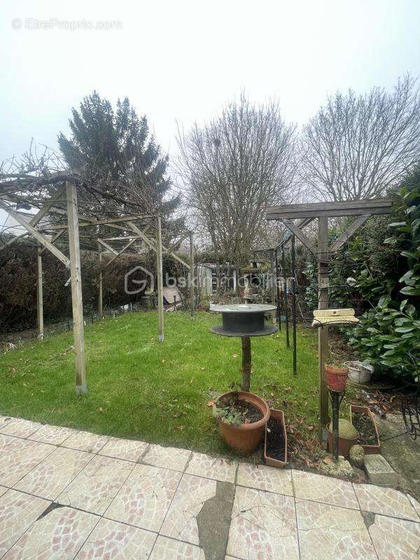 Maison traditionnelle 90 m² - secteur la mie au roy - photo 18