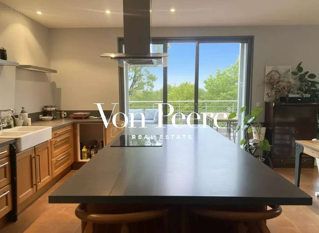 Maison à VILLENEUVE-LES-AVIGNON