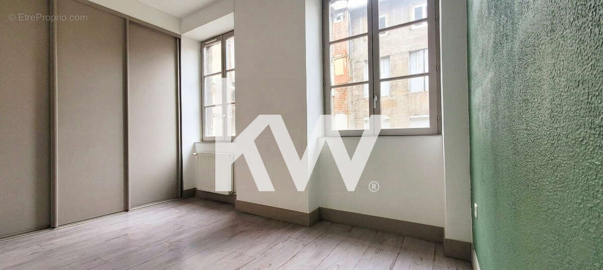Appartement 61 m² à Saint-Etienne  - photo 5