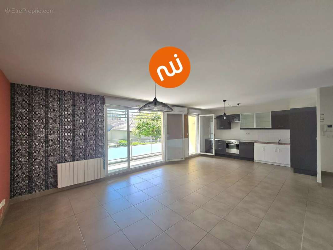 TASSIN HORLOGE - Appartement T4 90m² - photo 4