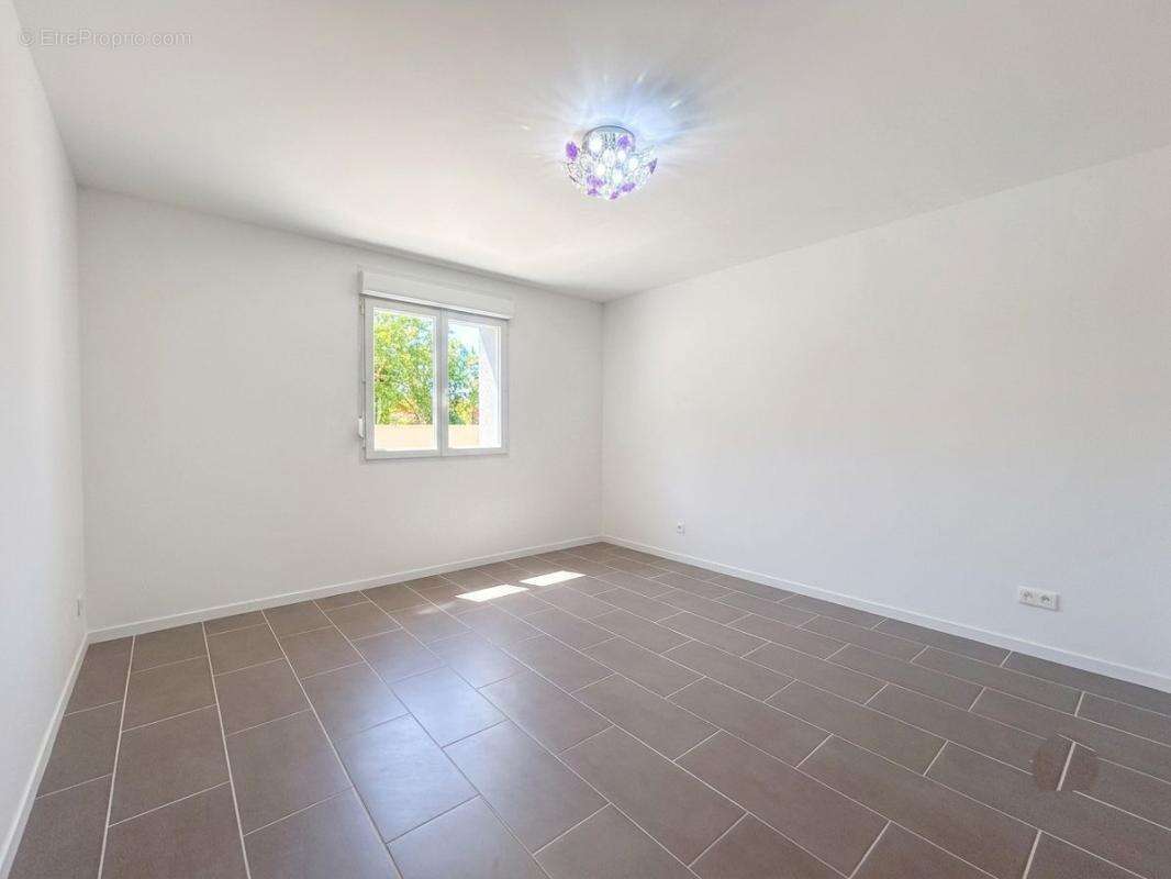 Maison 137 m² à Sagy  - photo 3