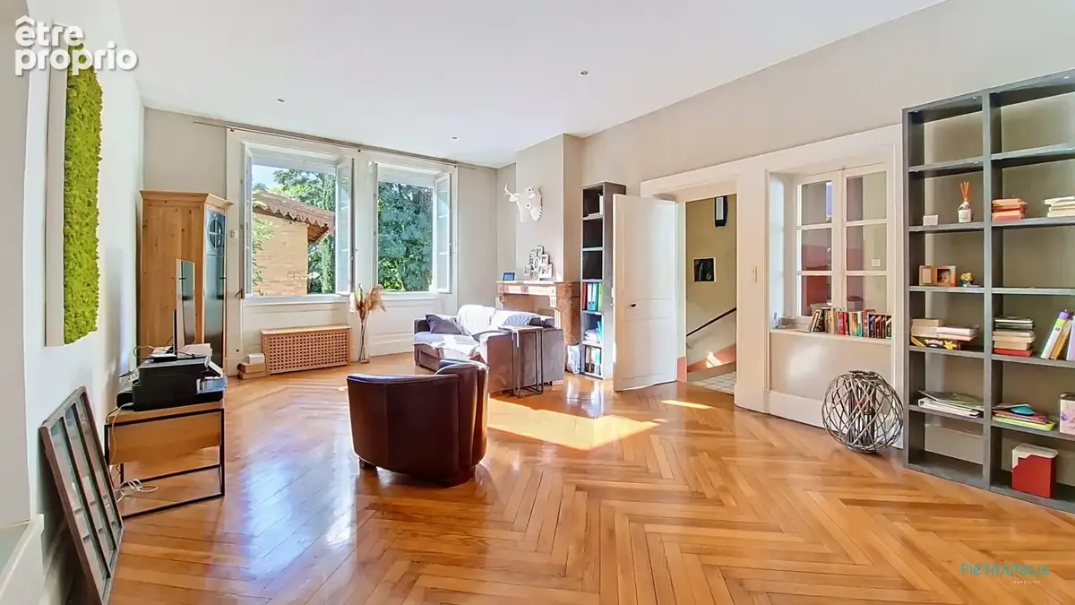 Maison 7 pièces 137 m² à vendre à Chavanay (42410) - photo 4