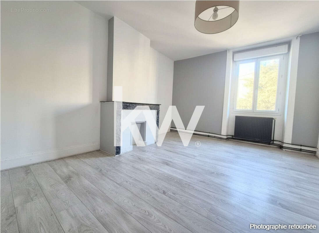 Appartement à SAINT-ETIENNE