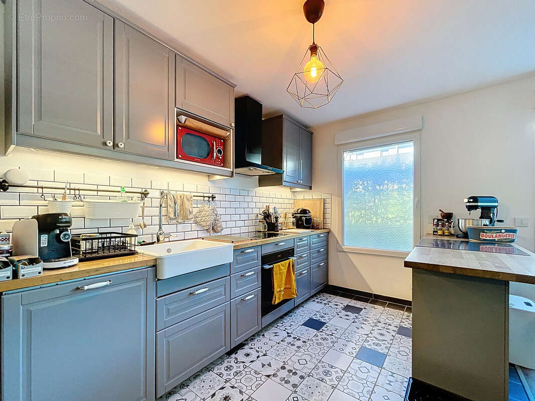 Appartement à MEYLAN