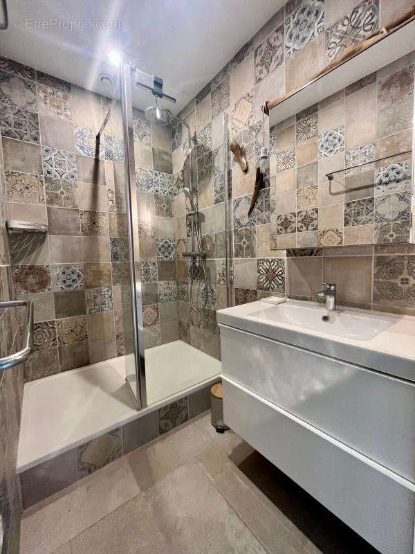 Appartement à LES ISSAMBRES