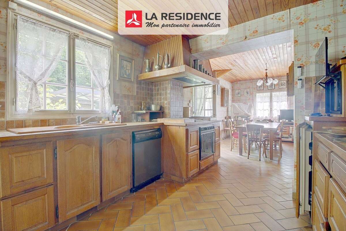 Maison à BONNIERES-SUR-SEINE