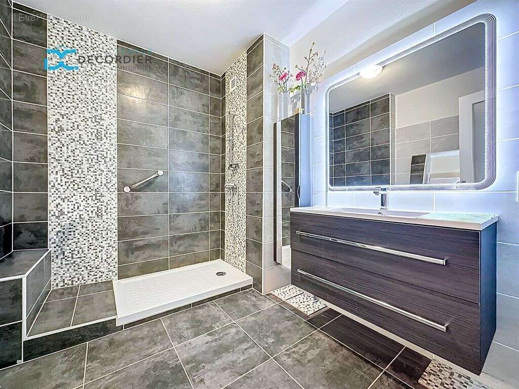 Thonon-les-bains -  appartement t3  72.68 m² - photo 16