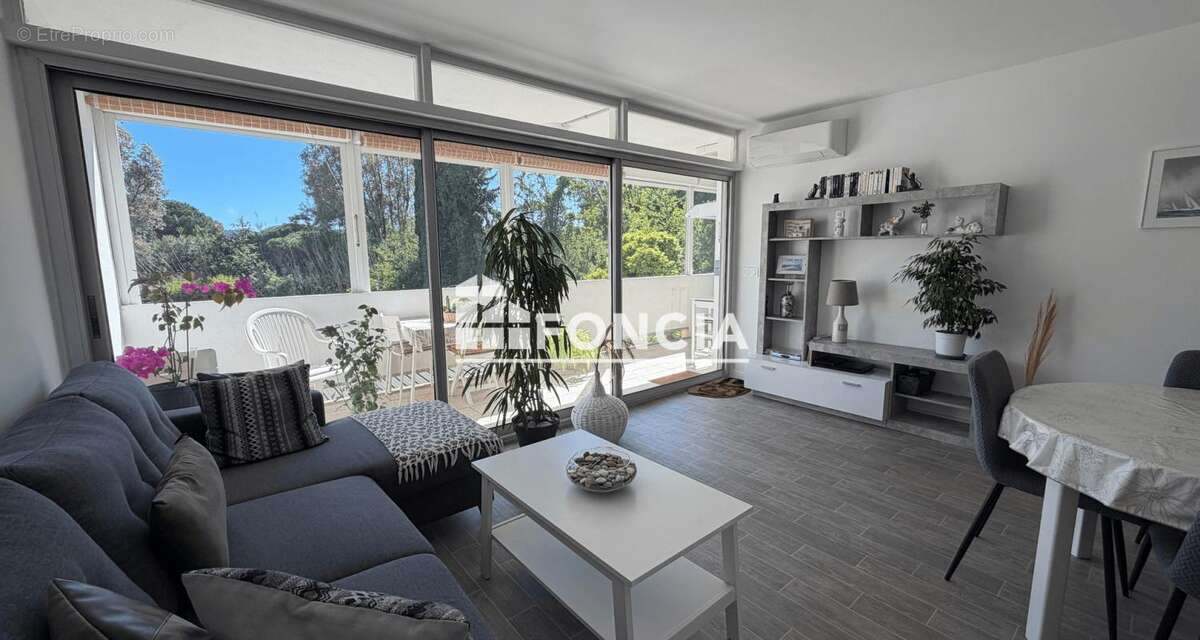 Appartement à LE LAVANDOU