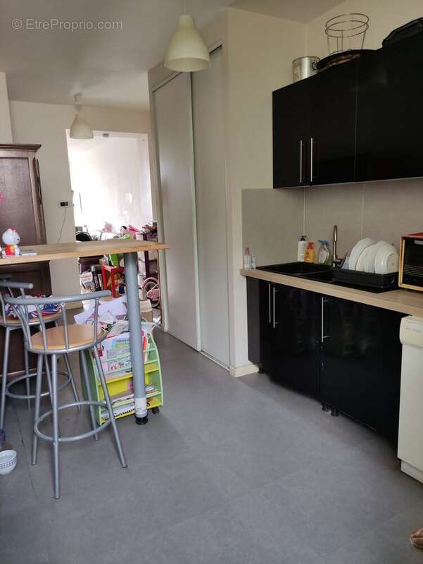 Appartement 116 m² à Saintes  - photo 8