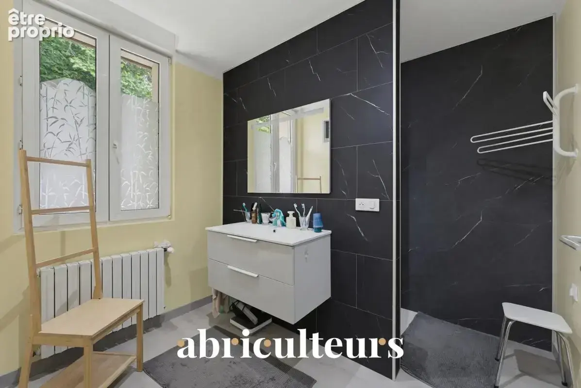 Bordeaux Caudéran — Villa familiale avec piscine, grand jardin et fort potentiel (33200) - photo 10