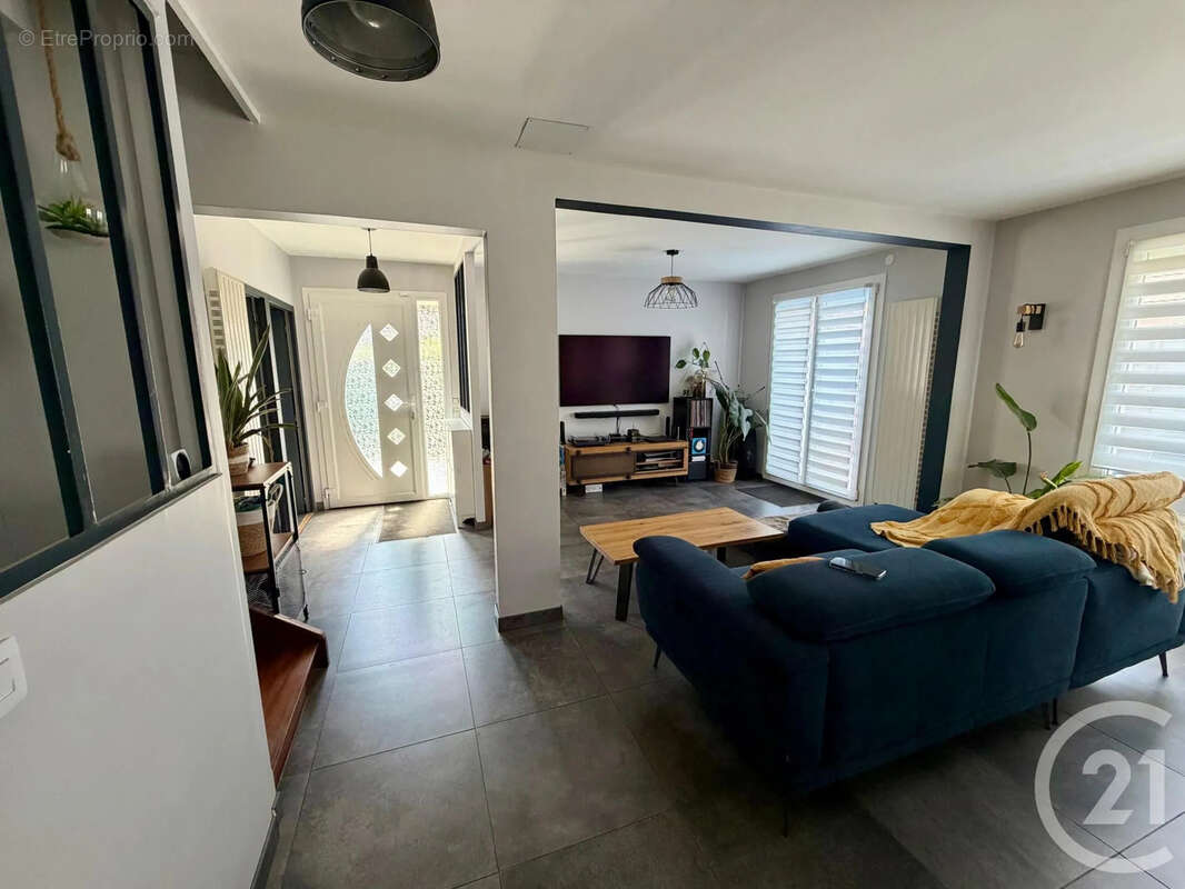 Maison 122 m² à Dammartin-En-Goele  - photo 6