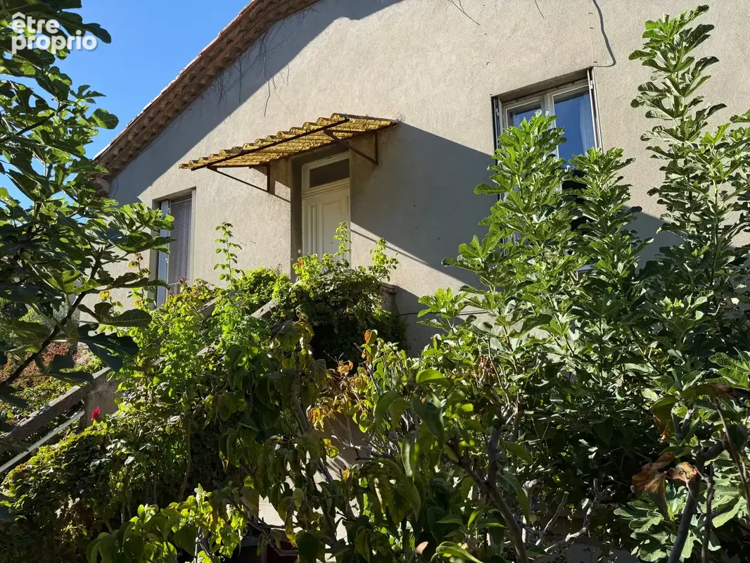 Maison des années 30 une belle adresse face au château - photo 2