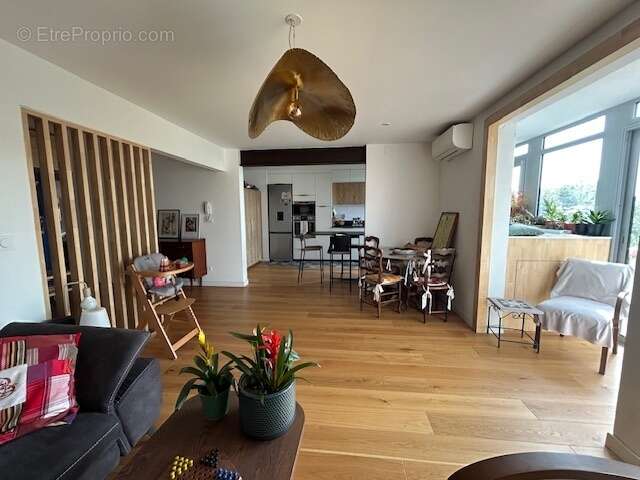 appartement F4 - centre ville - photo 2