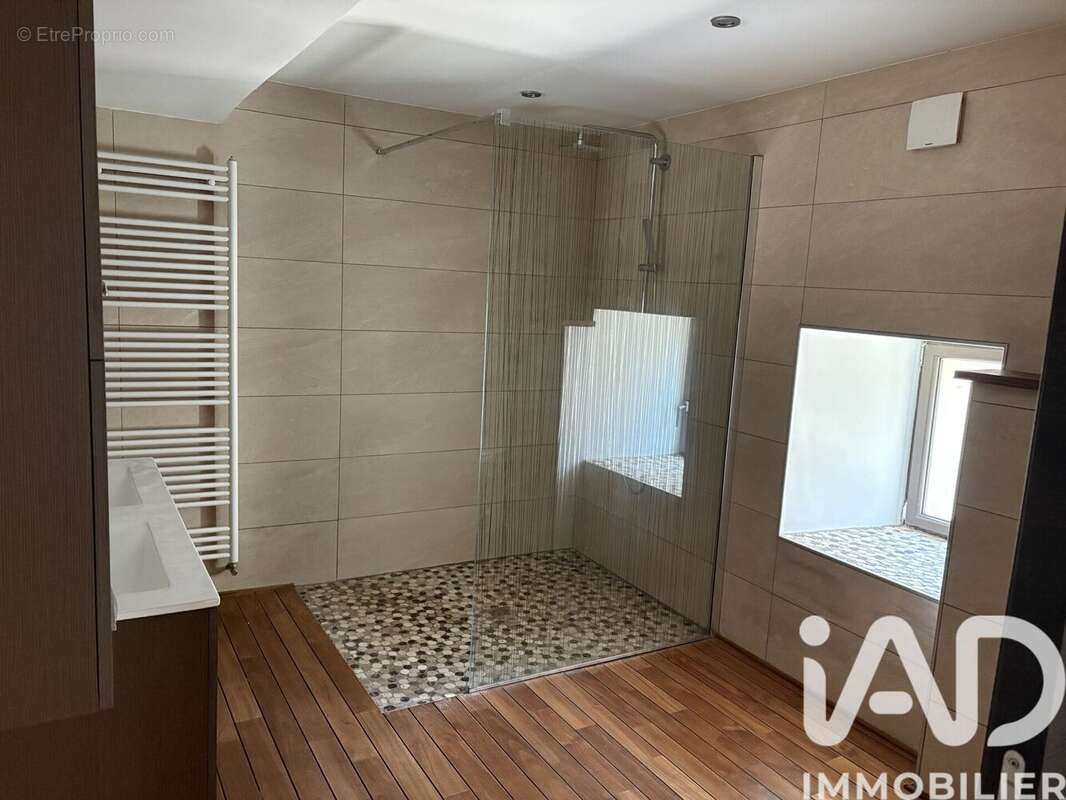Maison 157 m² à Clamerey  - photo 6