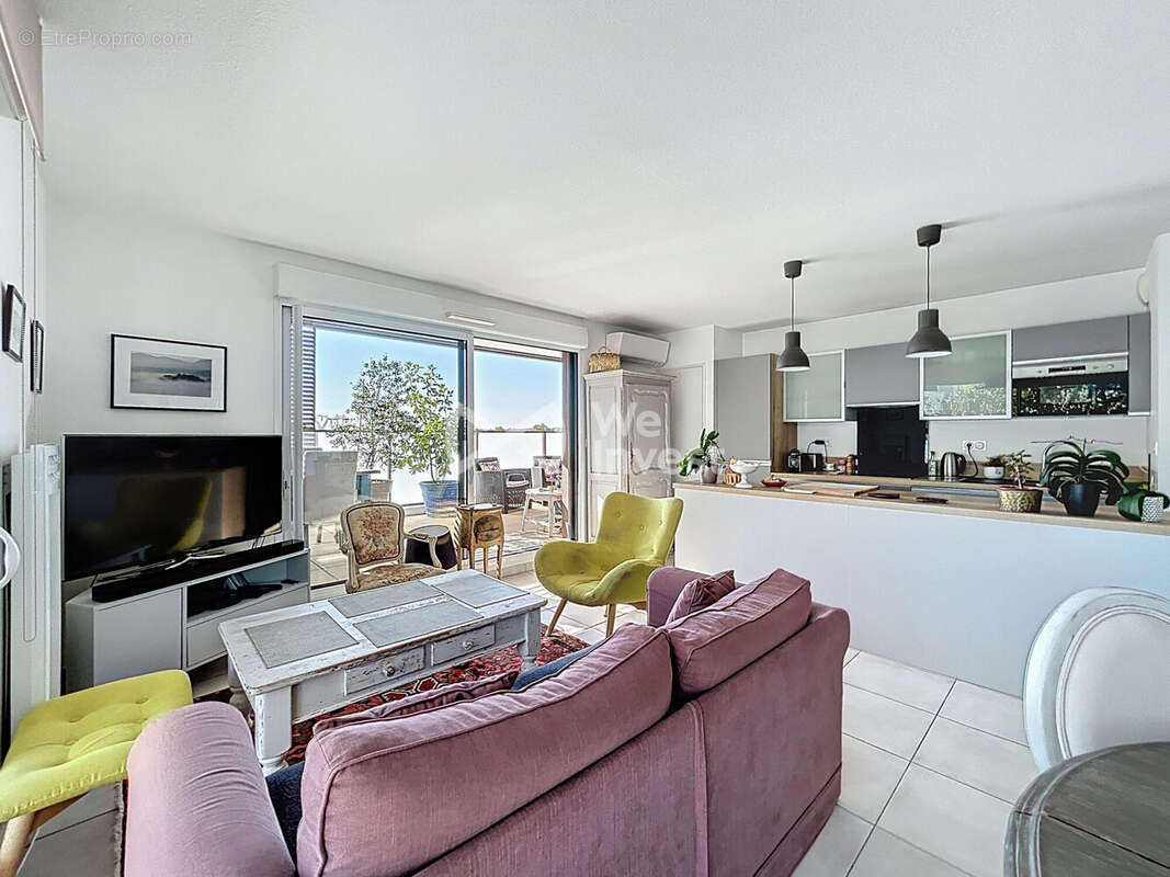 Appartement à MAUGUIO