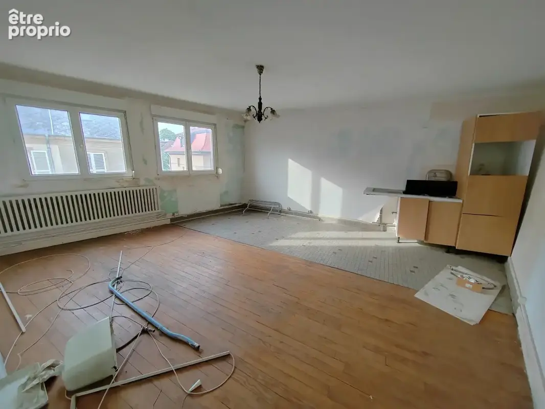 Montigny Europa F3 à rénover 70 m2 2 ch. - photo 2
