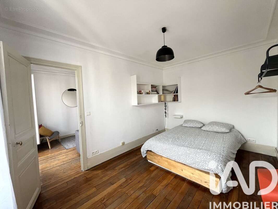 Photo 3 - Appartement à PARIS-18E