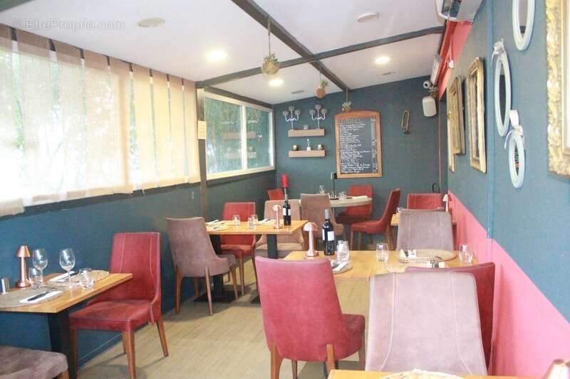 Commerce à LABARTHE-SUR-LEZE