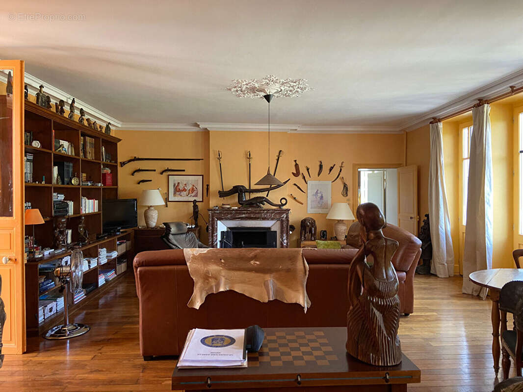 Maison à MONTIGNY-AUX-AMOGNES