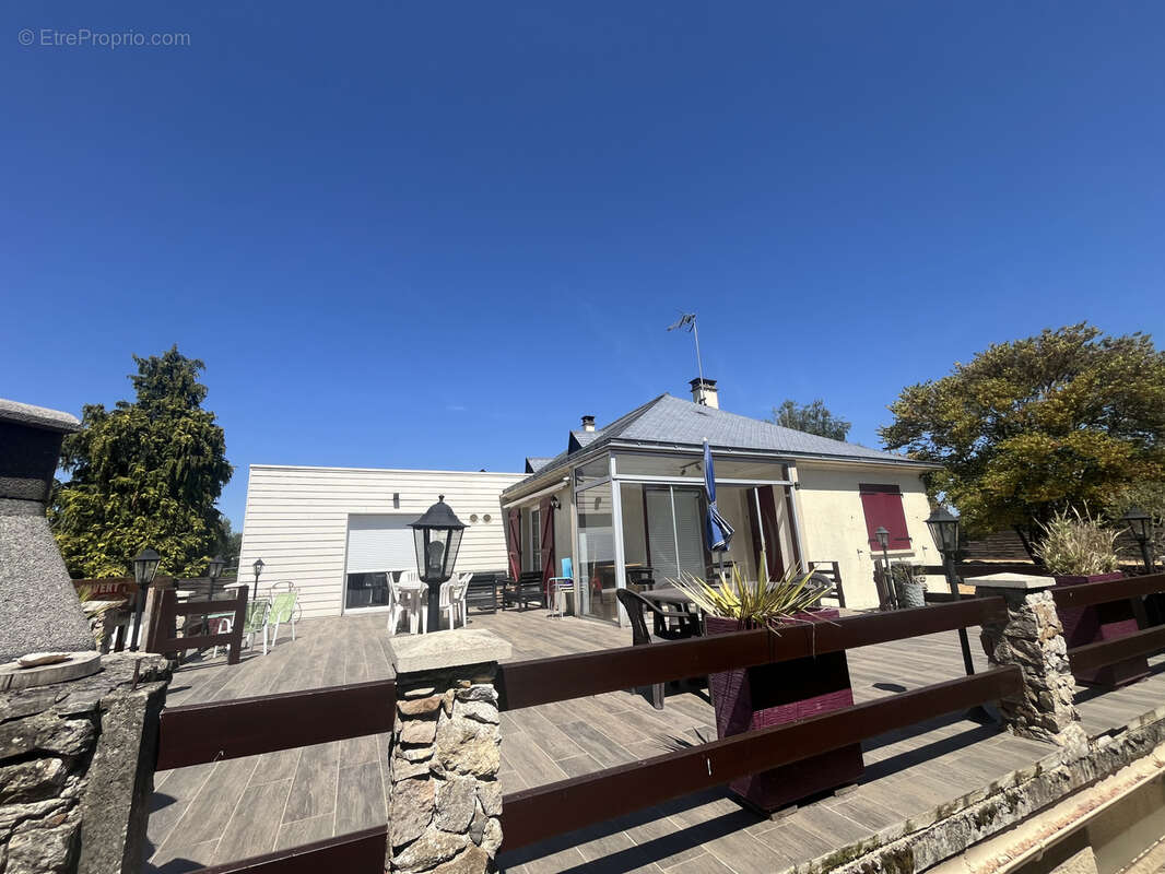 Maison à PARCE-SUR-SARTHE