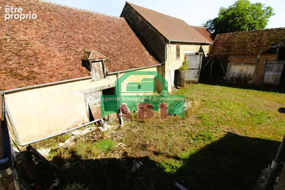 58, Champlemy - GRANDE PROPRIETE INDEPENDANTE, nombreuses et grandes dépendances LE TOUT sur 4721m2 de terrain - photo 3