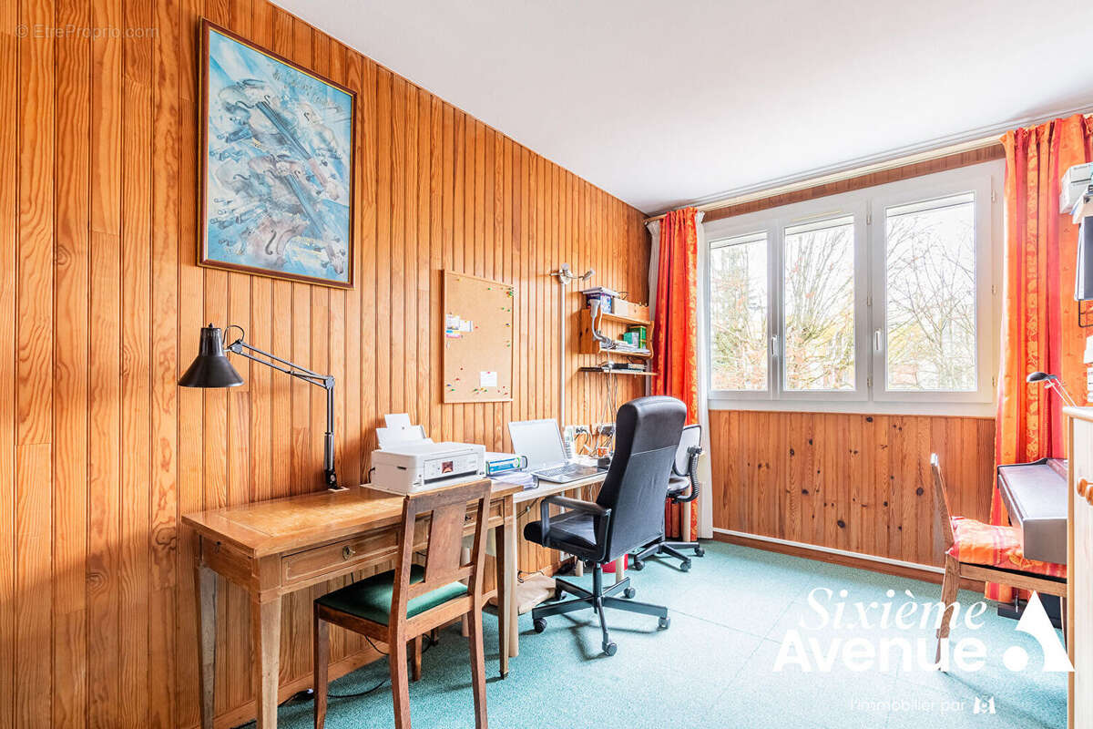 Appartement à CHILLY-MAZARIN