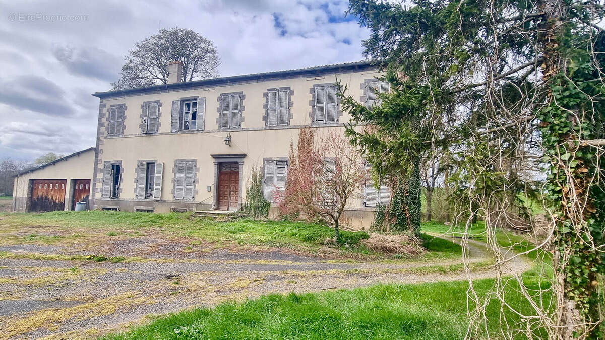 Maison à VERTAIZON