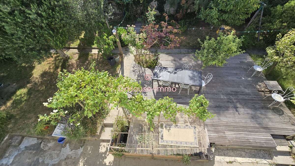 Maison 147 m² à Creteil  - photo 2