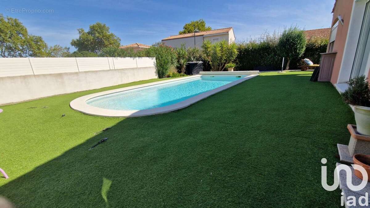 Photo 2 - Maison à ROUJAN