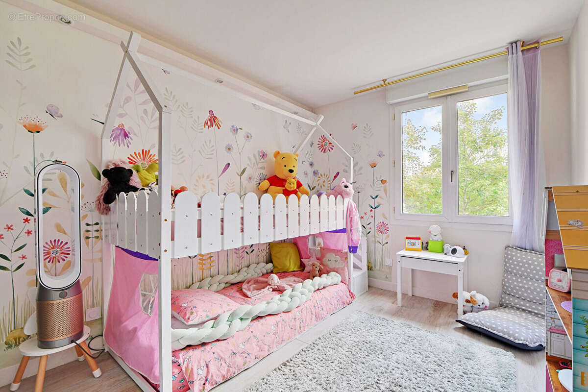 Appartement à ISSY-LES-MOULINEAUX