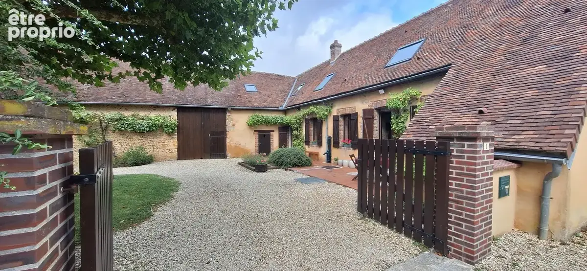 Photo Maison à Vaudeurs au prix de 245 000€