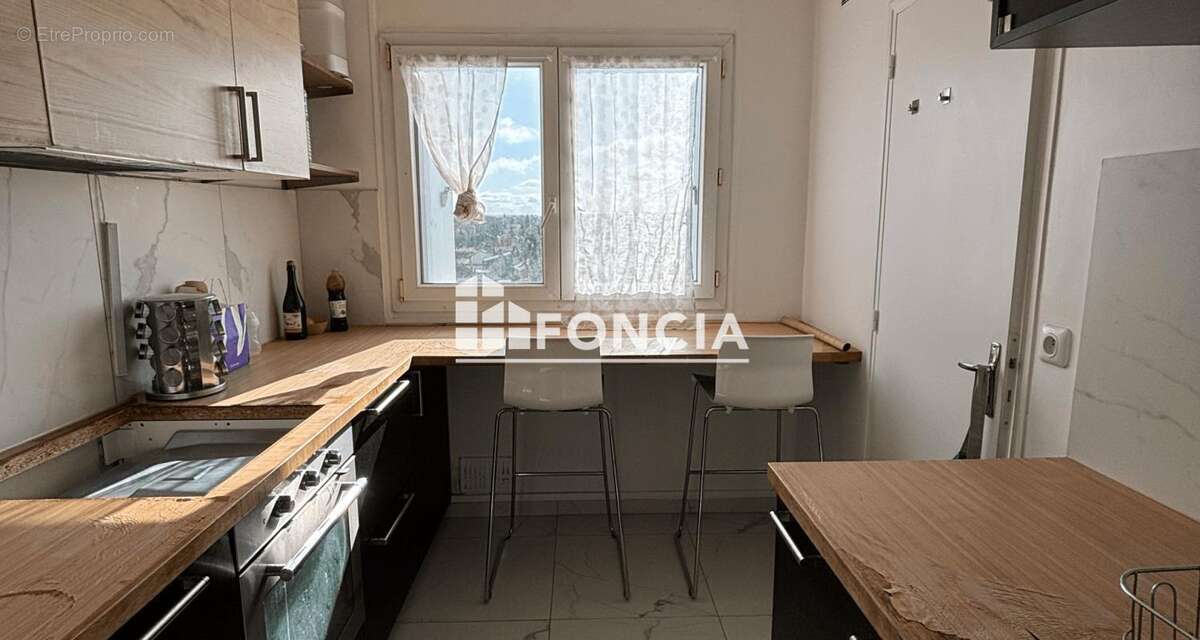 Appartement à SAINT-GRATIEN