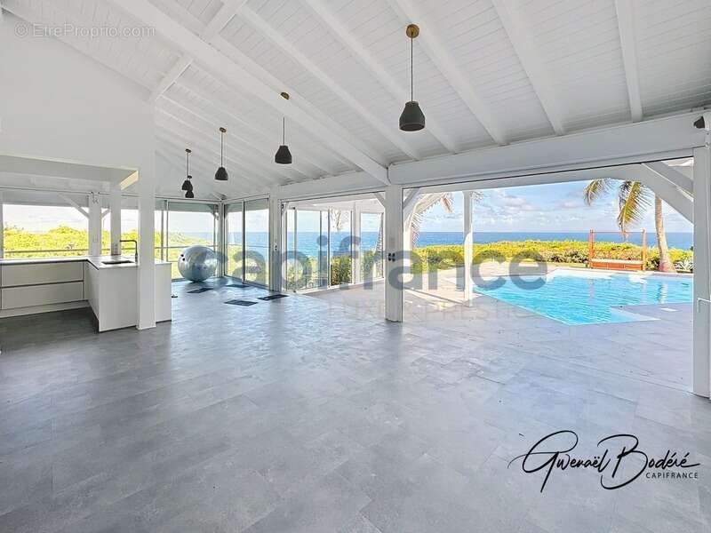 Villa Vue mer à vendre sur SAINTE ANNE (971) Guadeloupe - photo 3