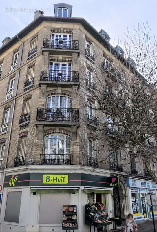 Appartement à LE RAINCY