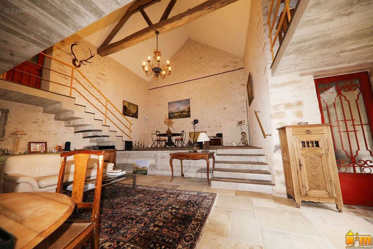 Maison 250 m² à Etampes  - photo 5
