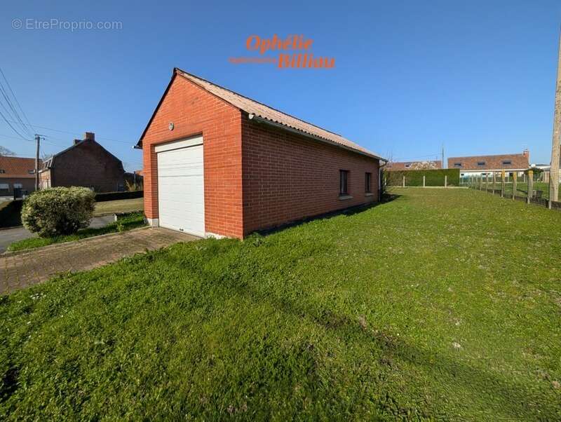 Maison à STEENBECQUE