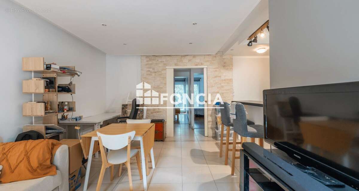 Appartement T3 de 57 m² avec terrasse de 20 m², balcon et parking – Noisy-le-Grand - photo 3