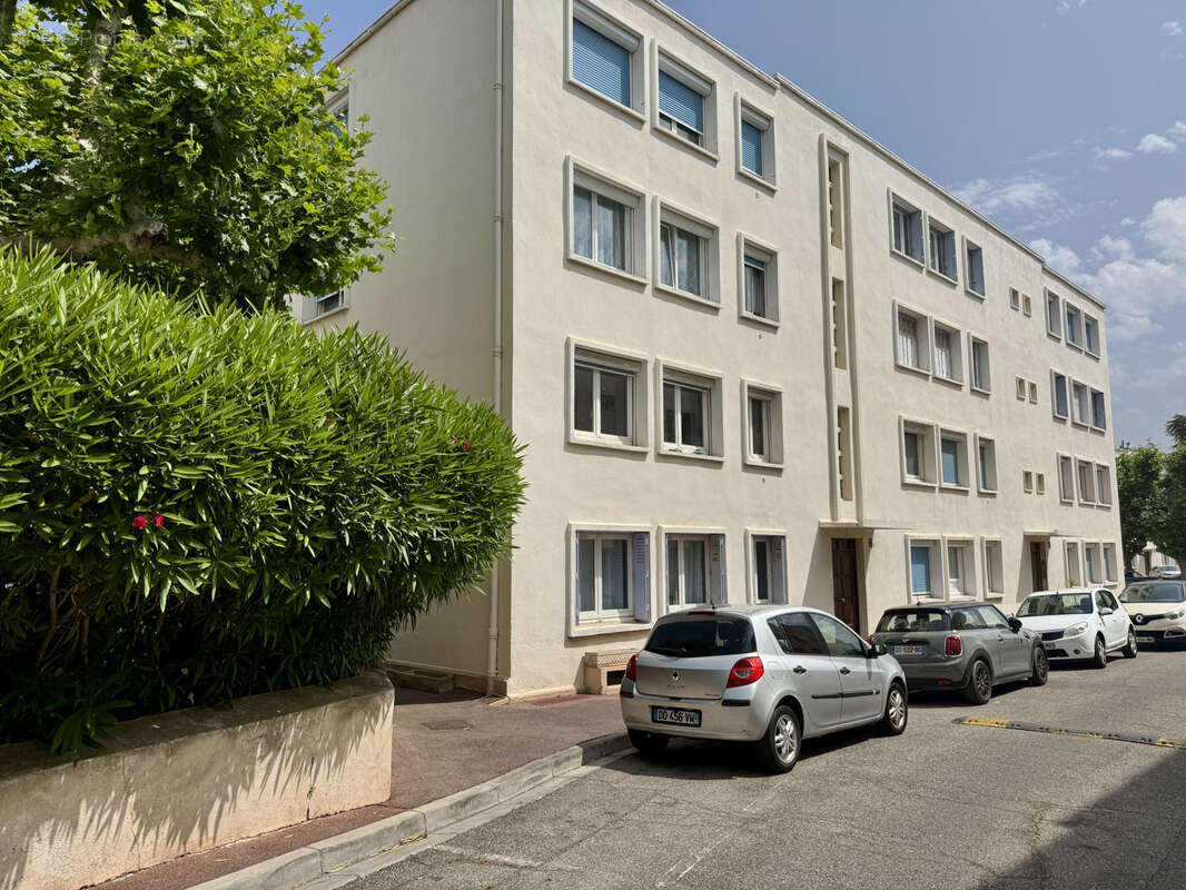 Appartement à MARSEILLE-8E