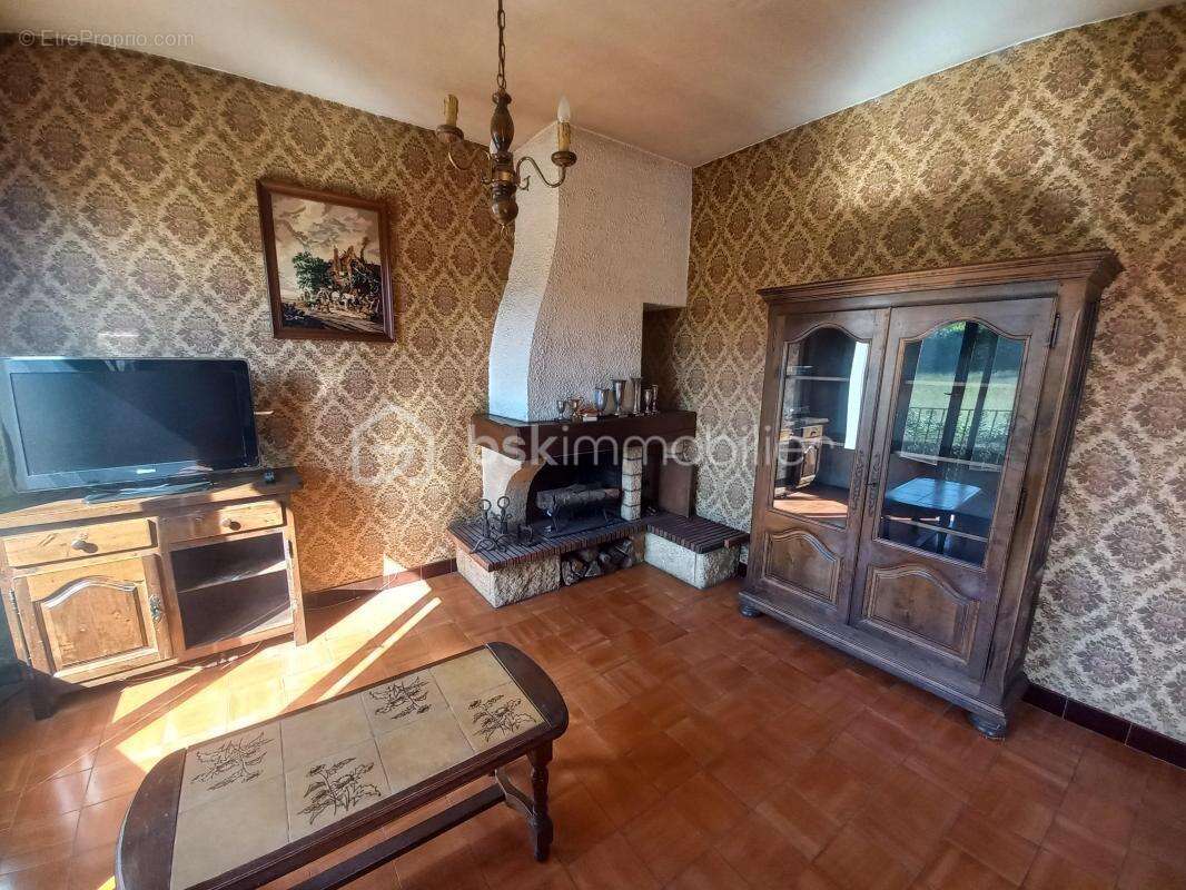 Maison à remettre aux goûts du jour proche de Lourdes - photo 9