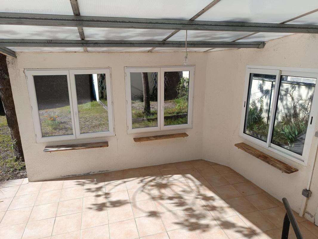 Maison à SAINT-SEURIN-SUR-L'ISLE