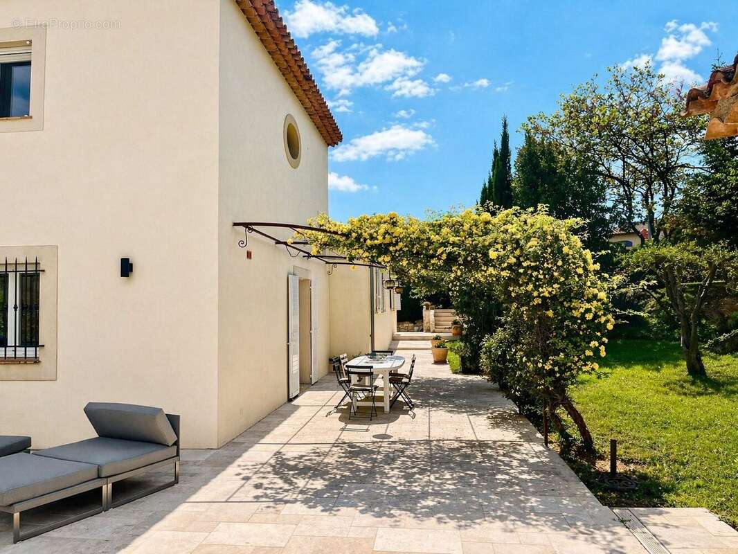 Maison à VENCE