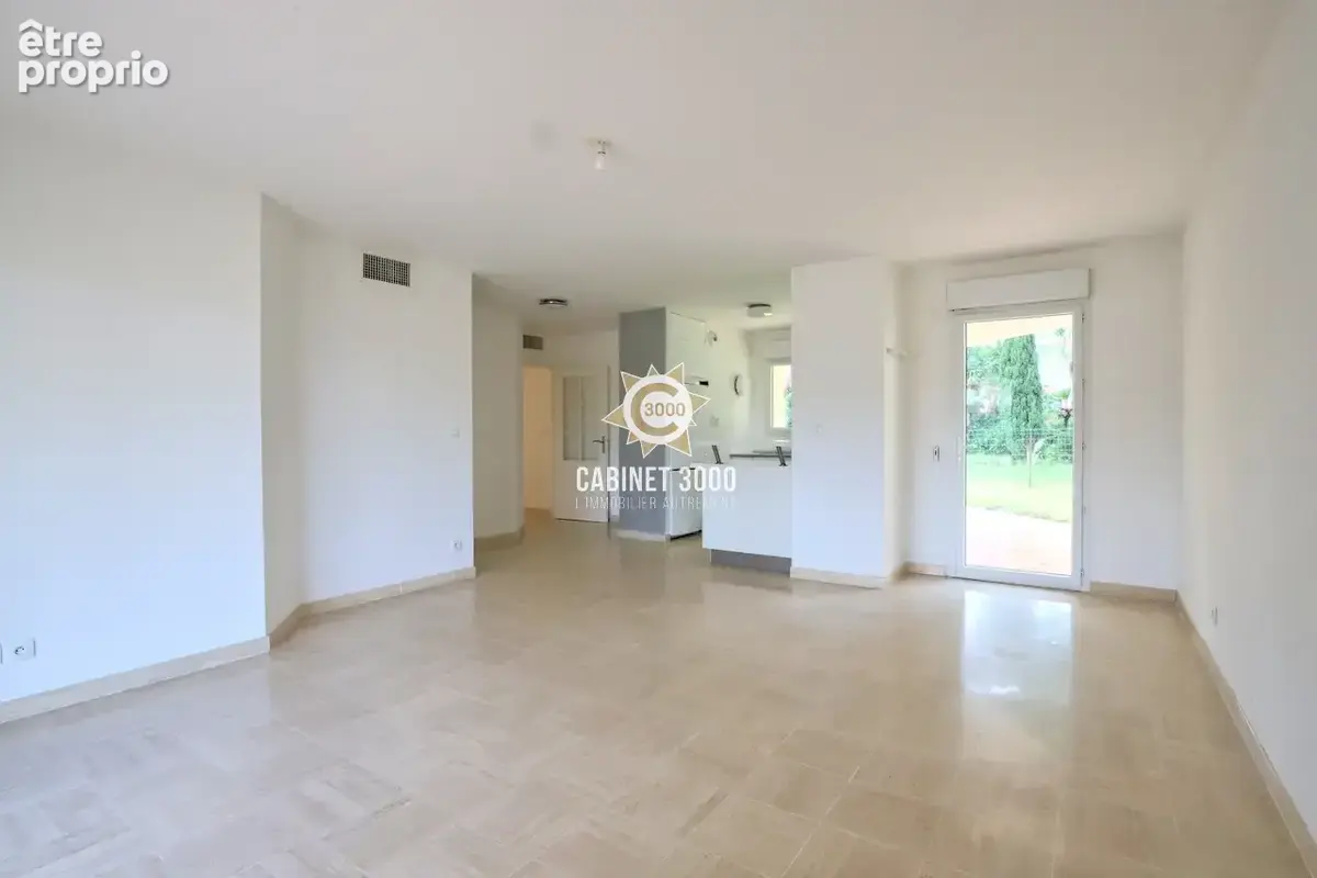 M2334 - HYERES - Port - Appartement T4 - Rez-de-jardin - Garage - photo 4